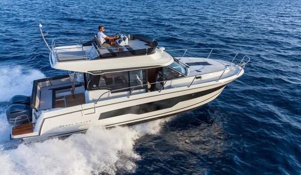 Jeanneau Merry Fisher 1085 FLY - Limestone yacht fleet