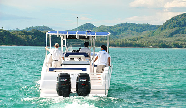 Silvercraft 38 - Limestone Private Charters Fleet